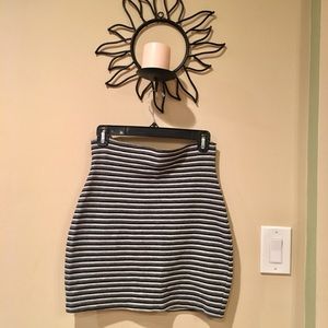 🚫💲OLD 🚫 High Waisted skirt